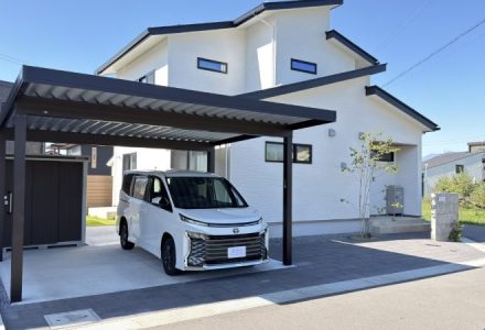 シンプル&モノトーンの新築外構