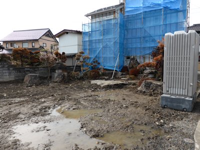 Before&After　『防草シート＋単粒砕石』