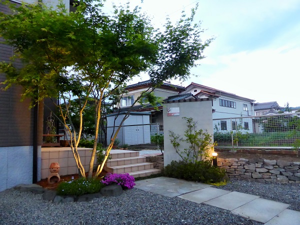 ガーデンルーム＋オープンテラスの連結。