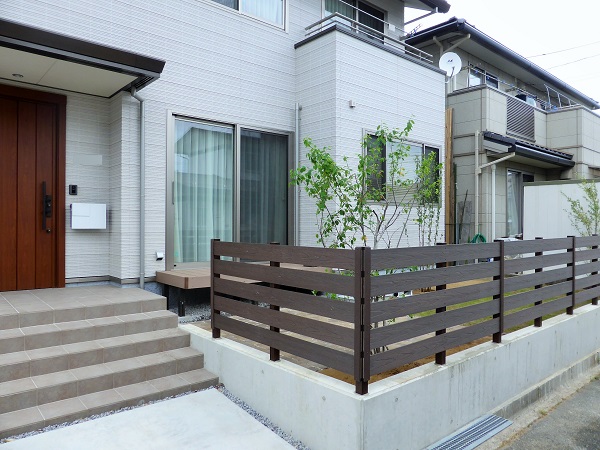 樹脂製フェンスの新製品。
