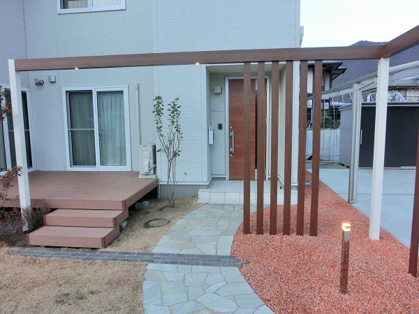 スタイリッシュな塀でアーバンスタイルに。