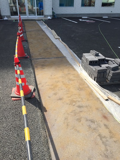 住宅展示場のエクステリア・リニューアル。