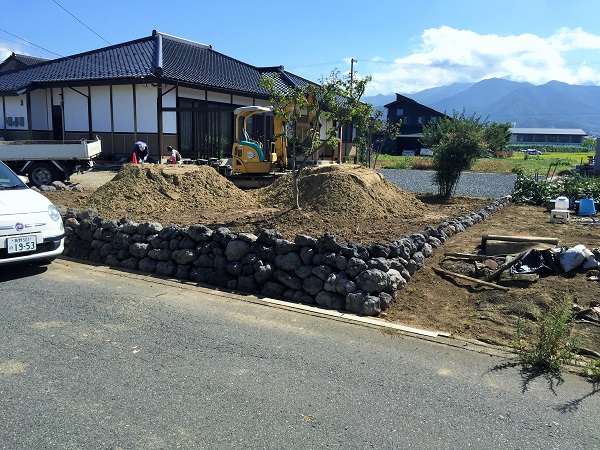 和モダンスタイルのエクステリアリフォーム。