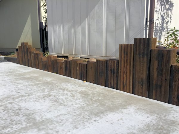 住宅に合わせたデザイン。