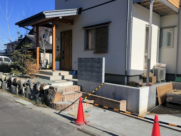 20171220_025659864_iOS