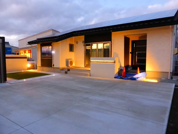 カーポートのデザインにもこだわりを。