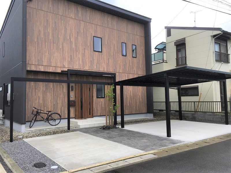 シンプル＋緑のアクセント