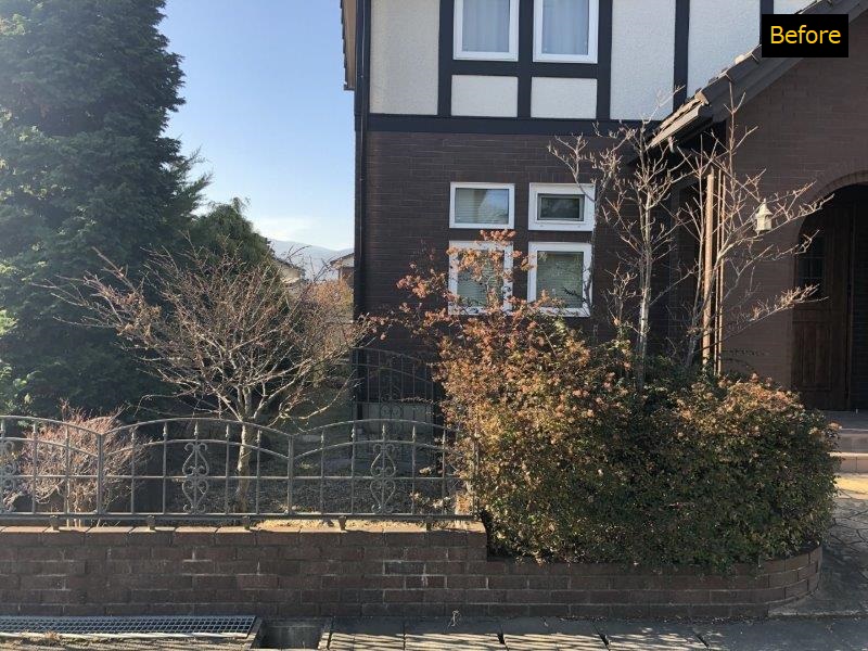 ガーデンルーム”暖蘭物語”のある庭へ・・・。