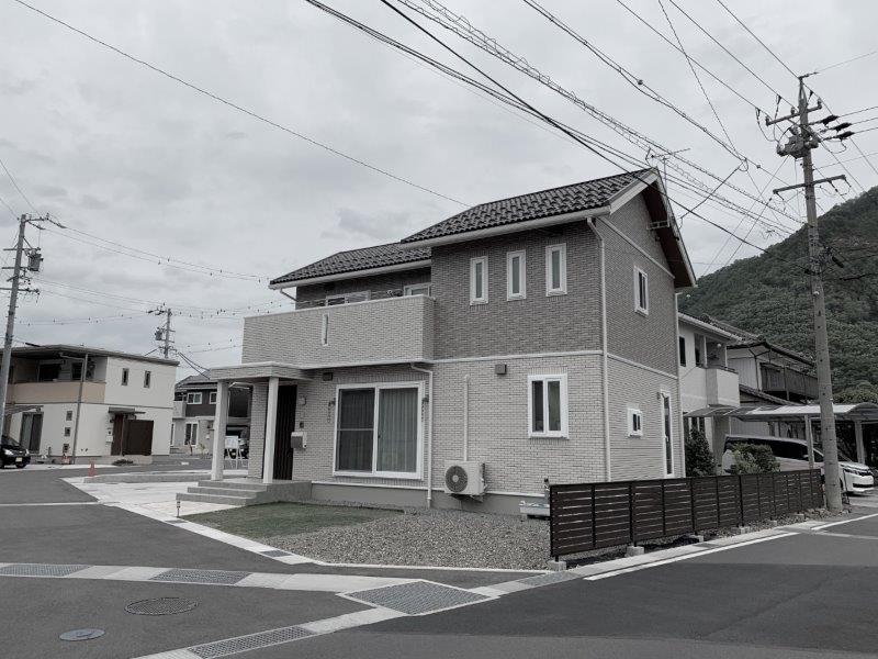 プラスＧを使用した目隠しフェンス