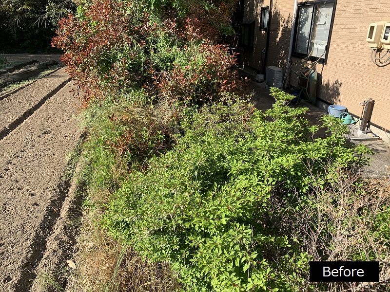 土留めと目隠しフェンスの施工