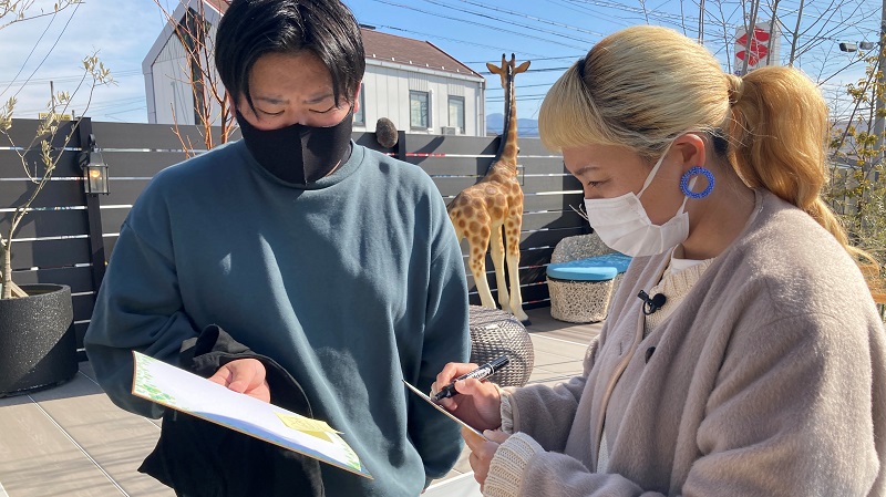 丸山桂里奈さんと本並健治さん夫妻が取材に来ました！