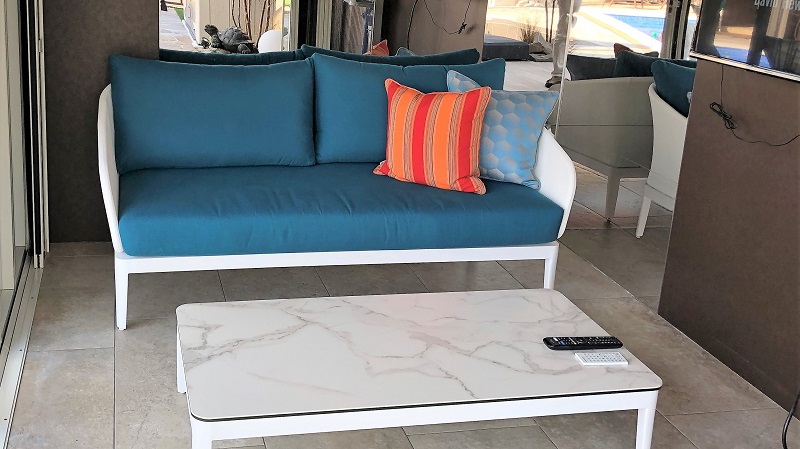 お勧め商品紹介　【ガーデンファニチャー】