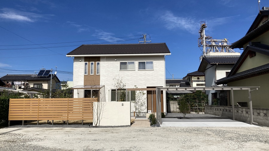 セミオープンスタイルのプライベートガーデン