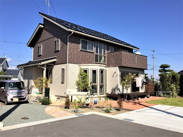 『施工実例』と『お客様の声』に追加しました。