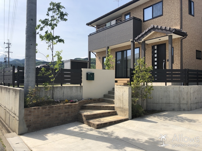 高低差を利用したエクステリア