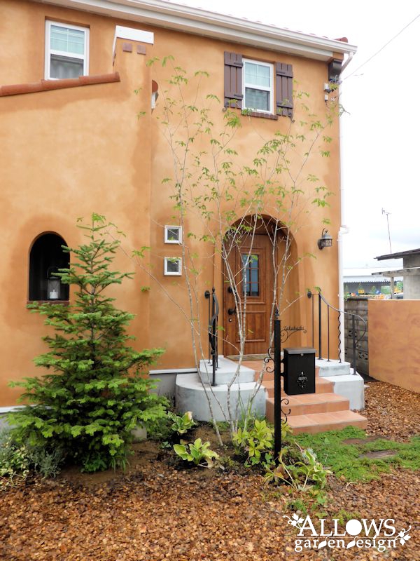 南欧風住宅のエクステリア