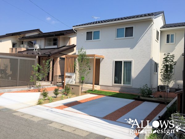 プラスGの玄関ルーフ