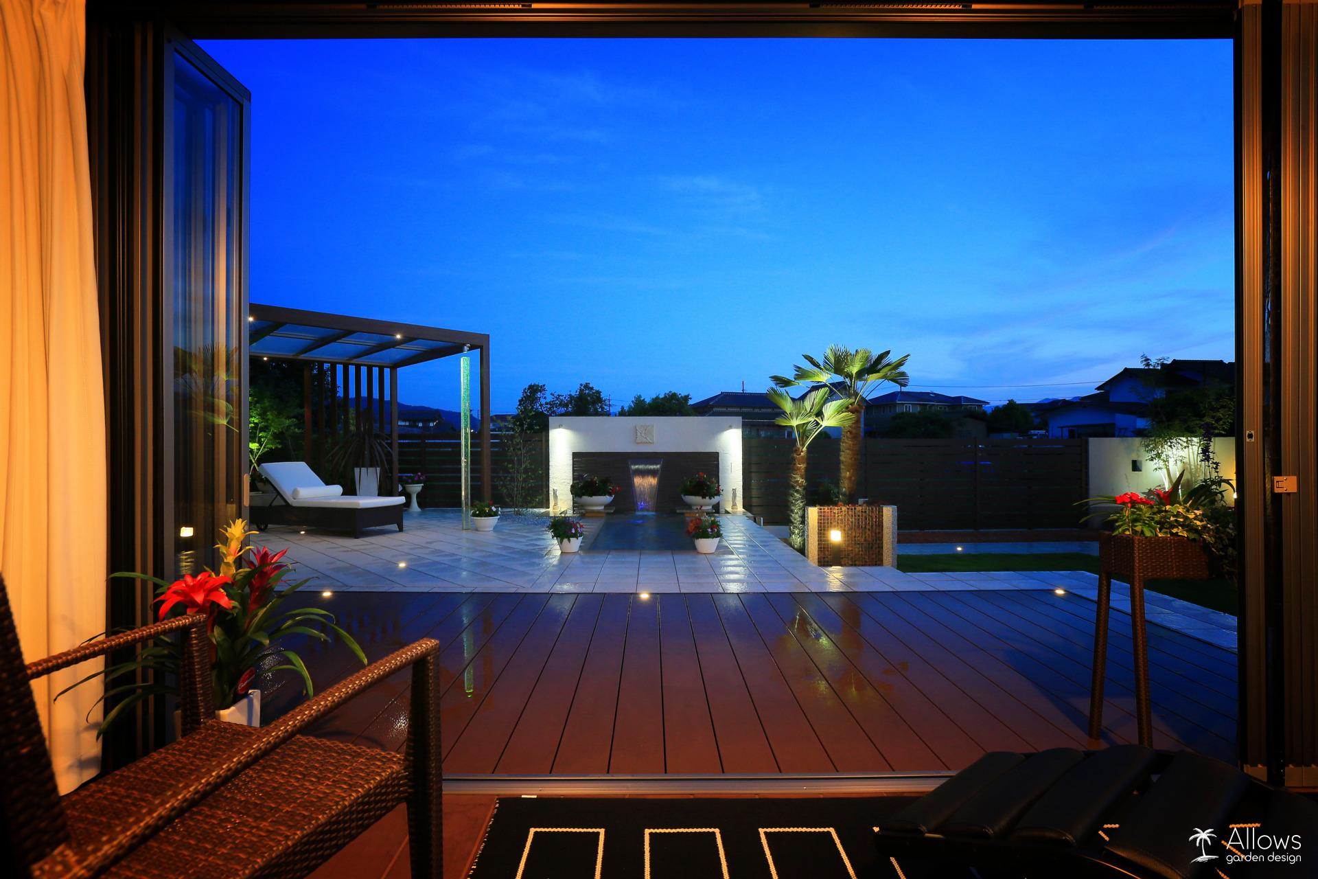 リゾートスタイル ナイトシーン