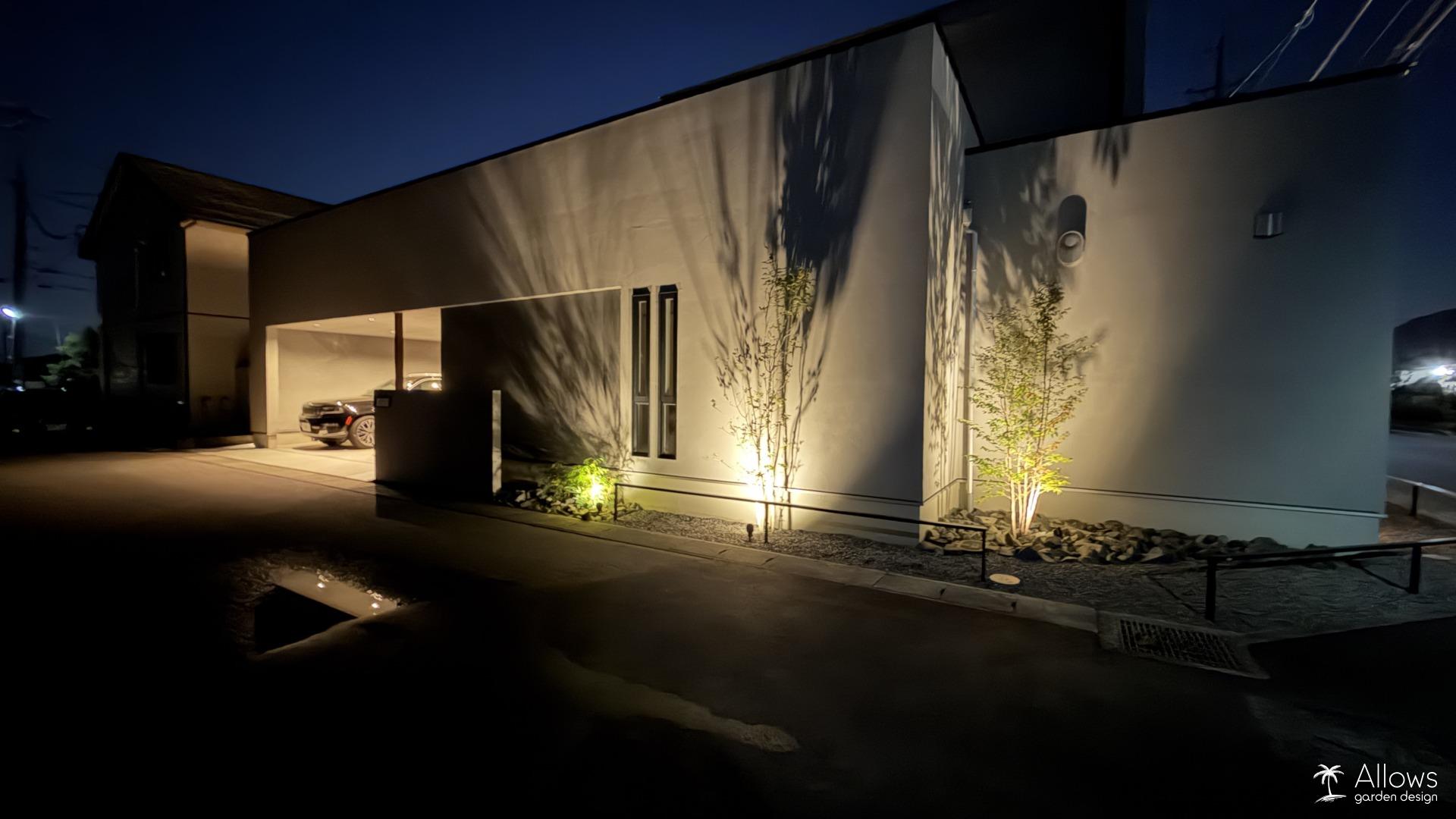 シンプルモダン外構ナイトシーン