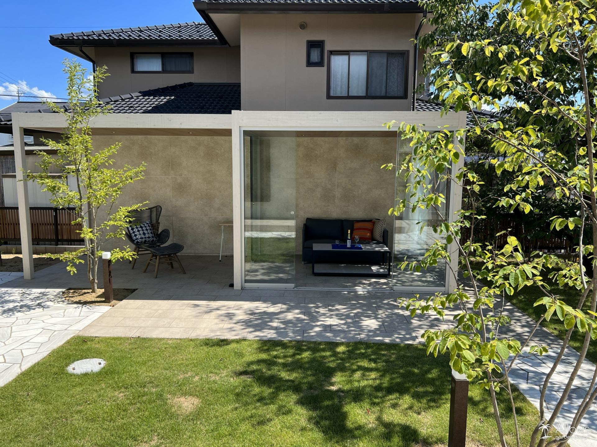 オールグラスポーチ×ホームヤードルーフ