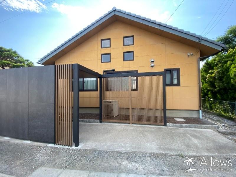 プラスGでつくる目隠しと駐輪スペース