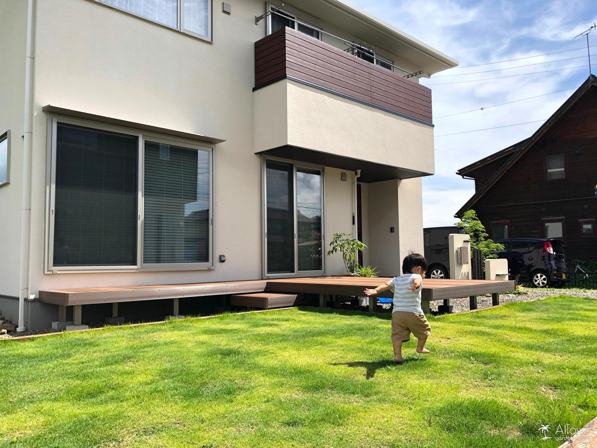 ウッドデッキ 樹ら楽ステージ木彫 クリエモカ