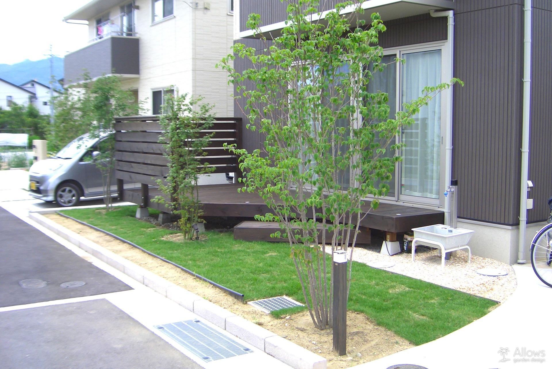 レッドシダー製ウッドデッキ