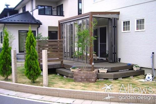 ZIMAとレッドシダー製ウッドデッキ