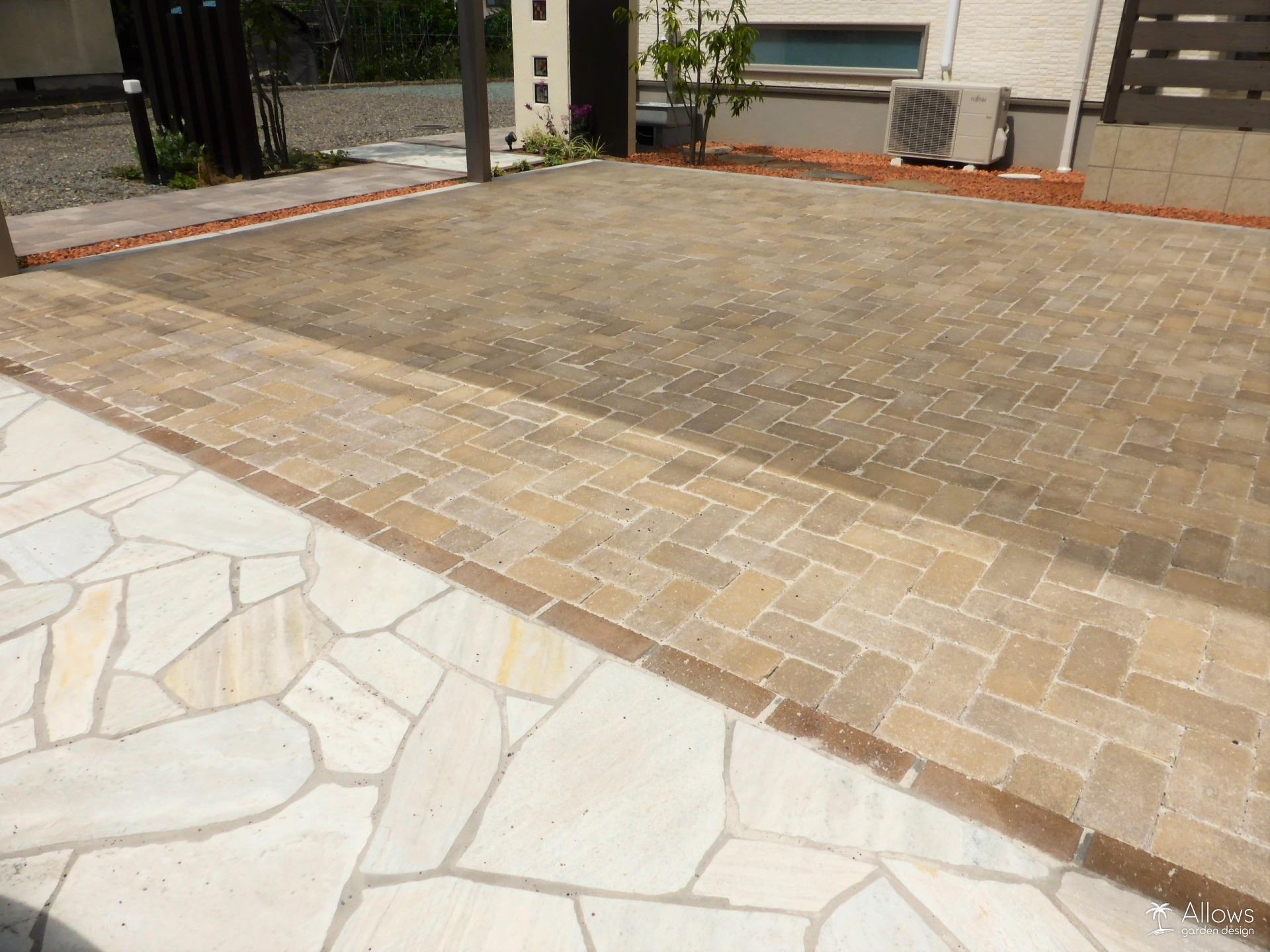 ヴィンテージ風のインターロッキング