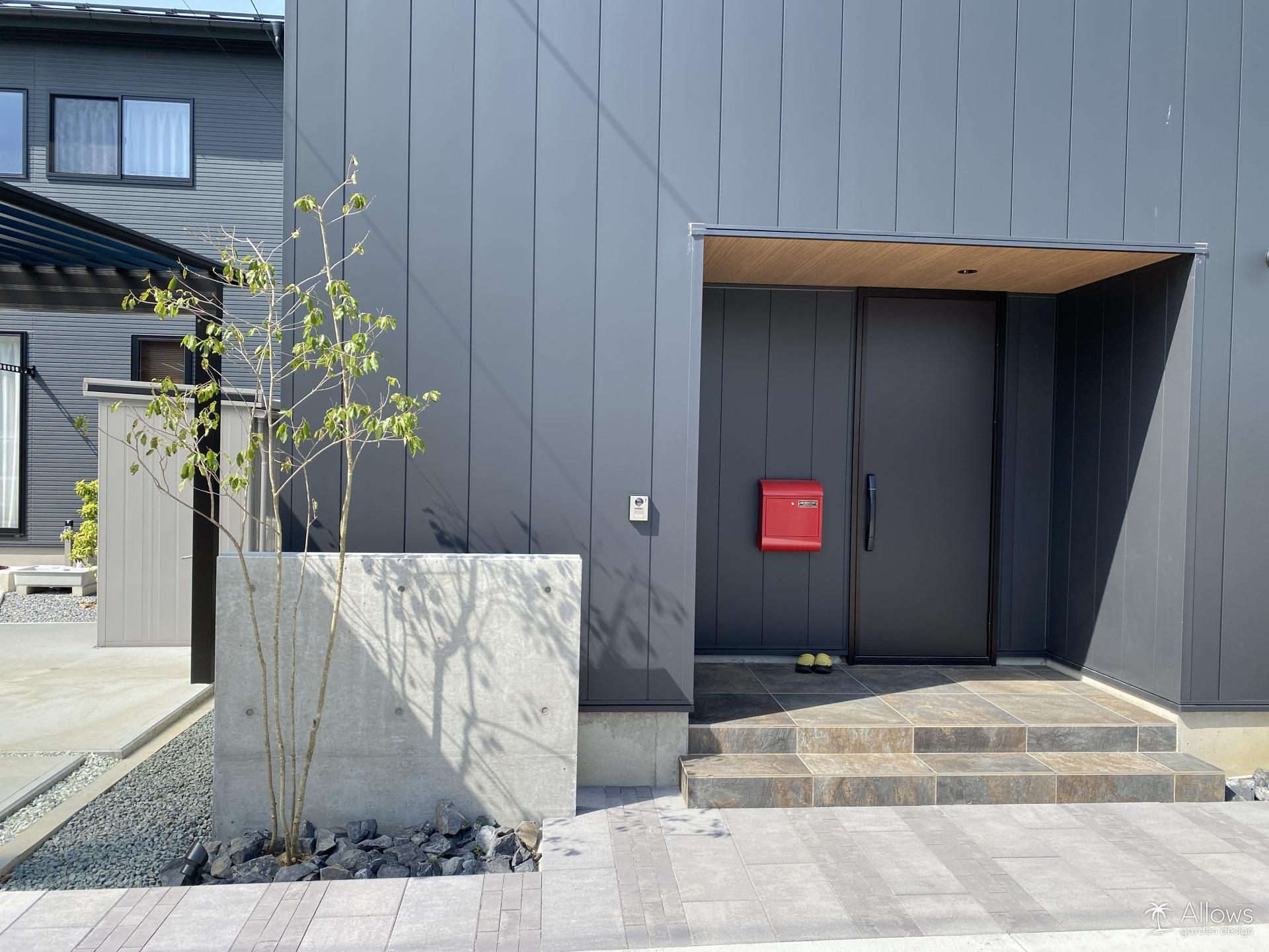 コンクリート打ちっ放し門袖