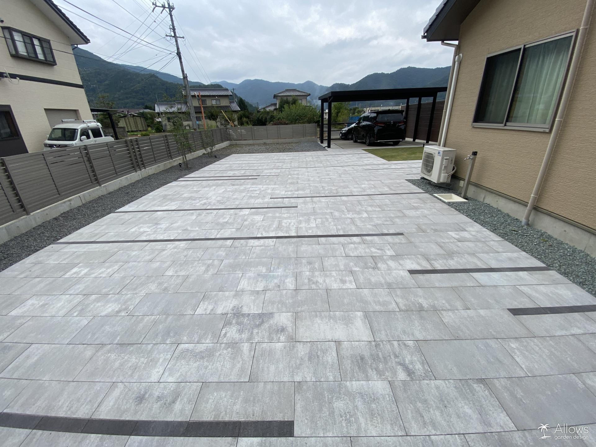 エクレル（クロムグレー×ダークグレー）