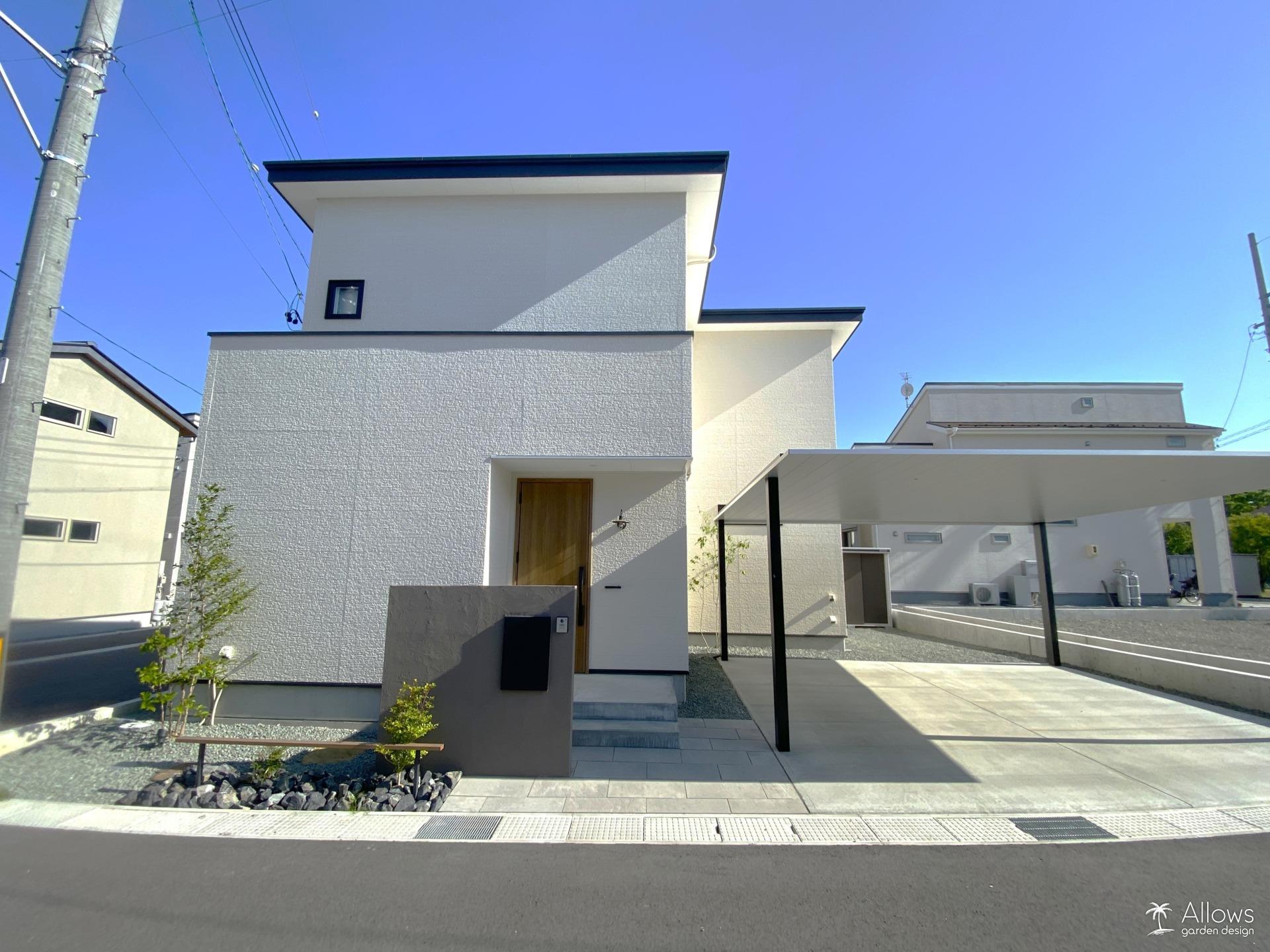 シンプルなミニマル外構デザイン